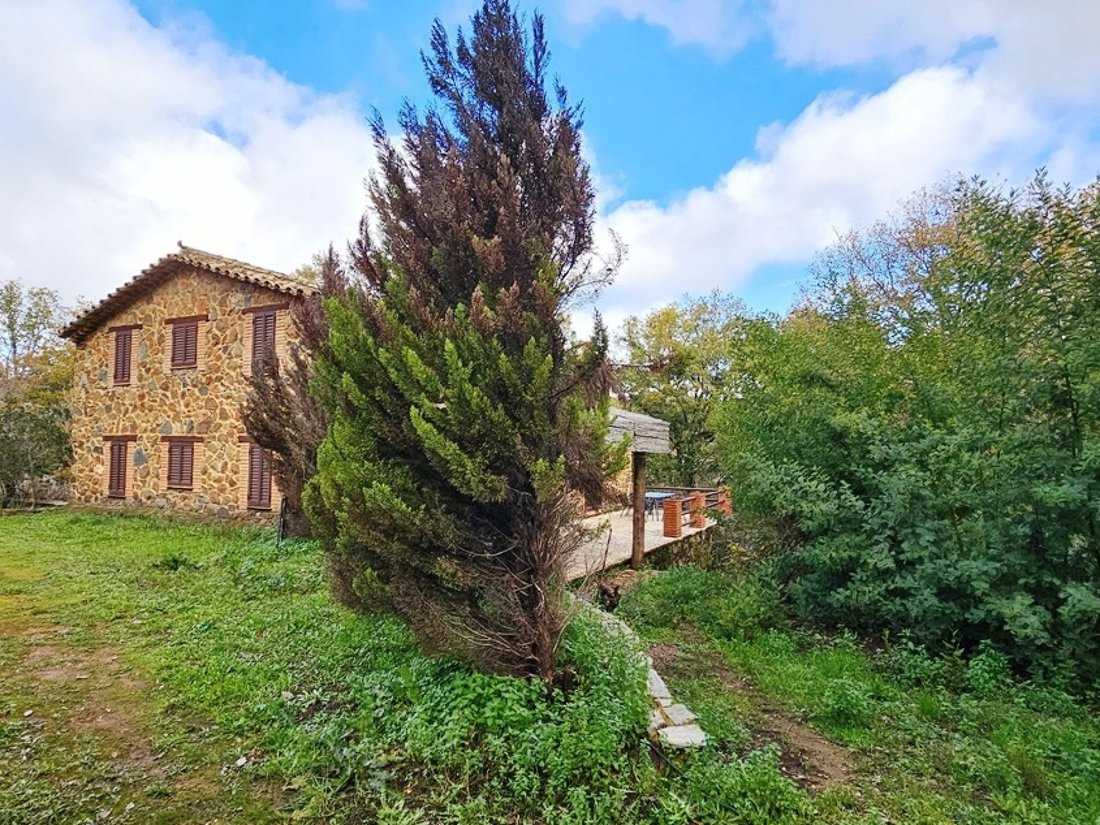 Autres à Galaroza, Andalousie, Espagne 1 - 14975665