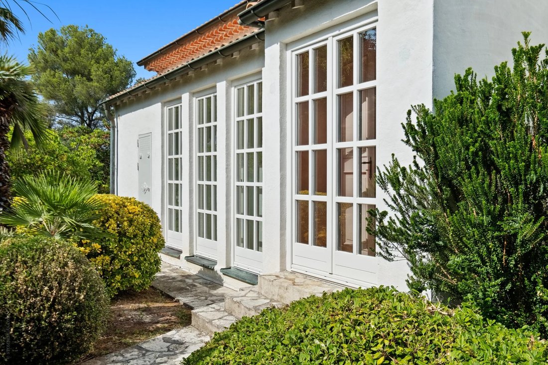 Villa in Bois Fleuri-Chevre d'Or-Saint Philippe, Biot, France 3 - 14750766