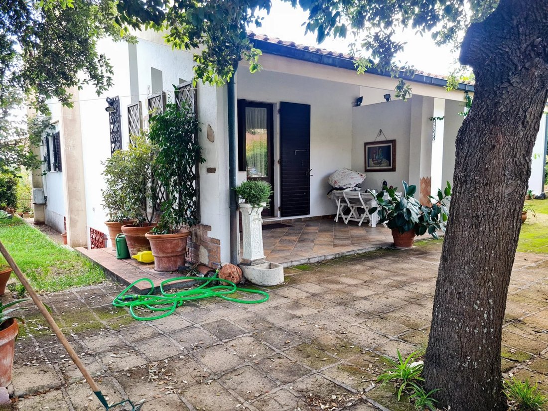Apartment in New Zone, Piombino, Tuscany 1 - 12289174