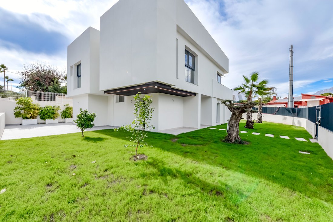 Villa in l'Albir, l'Alfas del Pi, Valencian Community 2 - 13607926