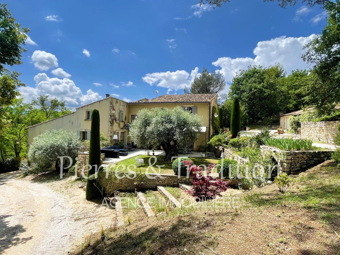 Estate in Saint-Martin-de-Castillon, Provence-Alpes-Côte d'Azur, France 4 - 13672973