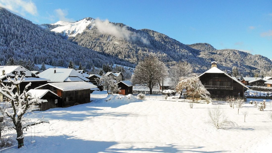 Chalet in Morzine, Auvergne-Rhône-Alpes, France 2 - 12166508