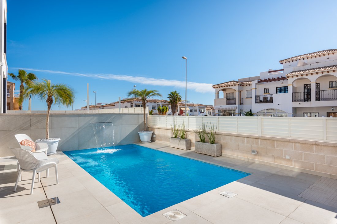 Villa in Orihuela, Valencian Community, Spain 3 - 12416993