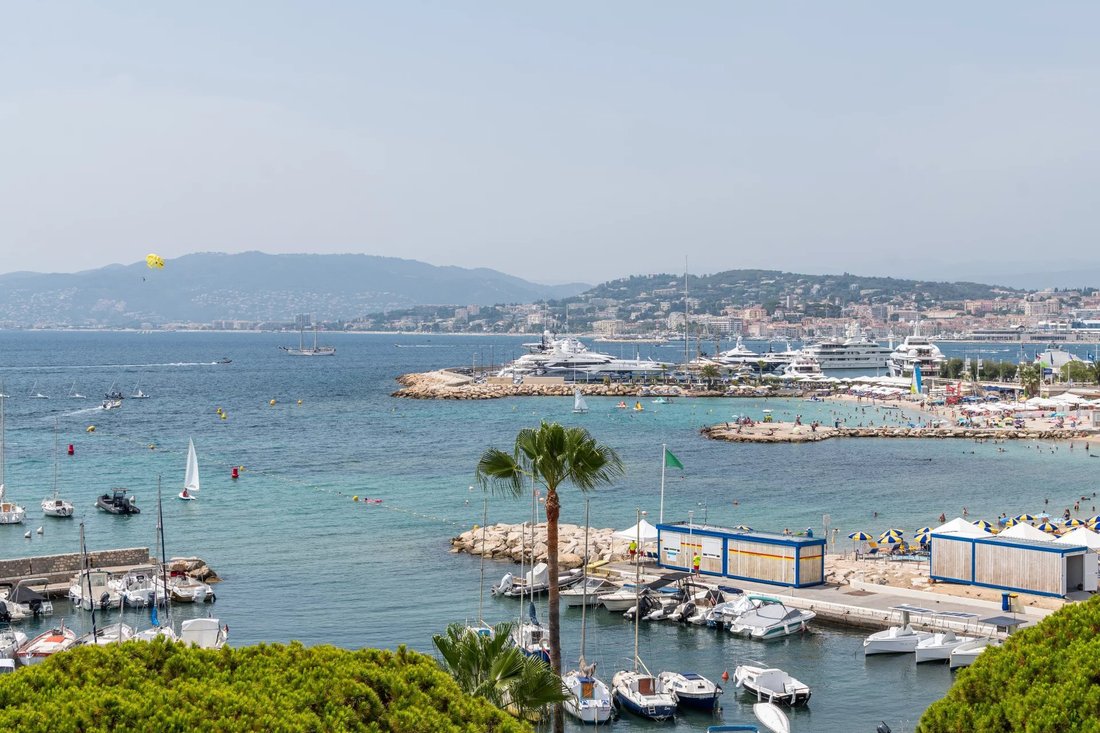 Apartment in Cannes, Provence-Alpes-Côte d'Azur, France 2 - 13097079