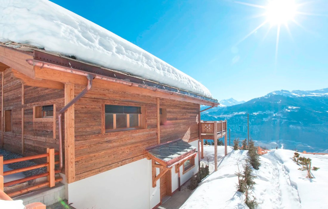 Chalet in Crans-Montana, Valais, Switzerland 3 - 15095852