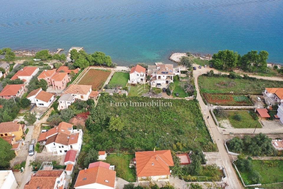Land in Ugljan, Zadar County, Croatia 1 - 15102744