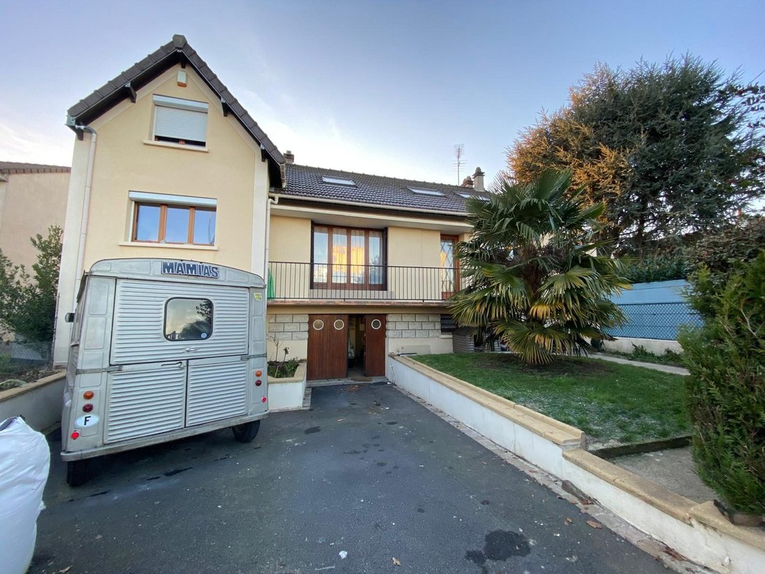 House in Chelles, Ile-de-France, France 2 - 15110952