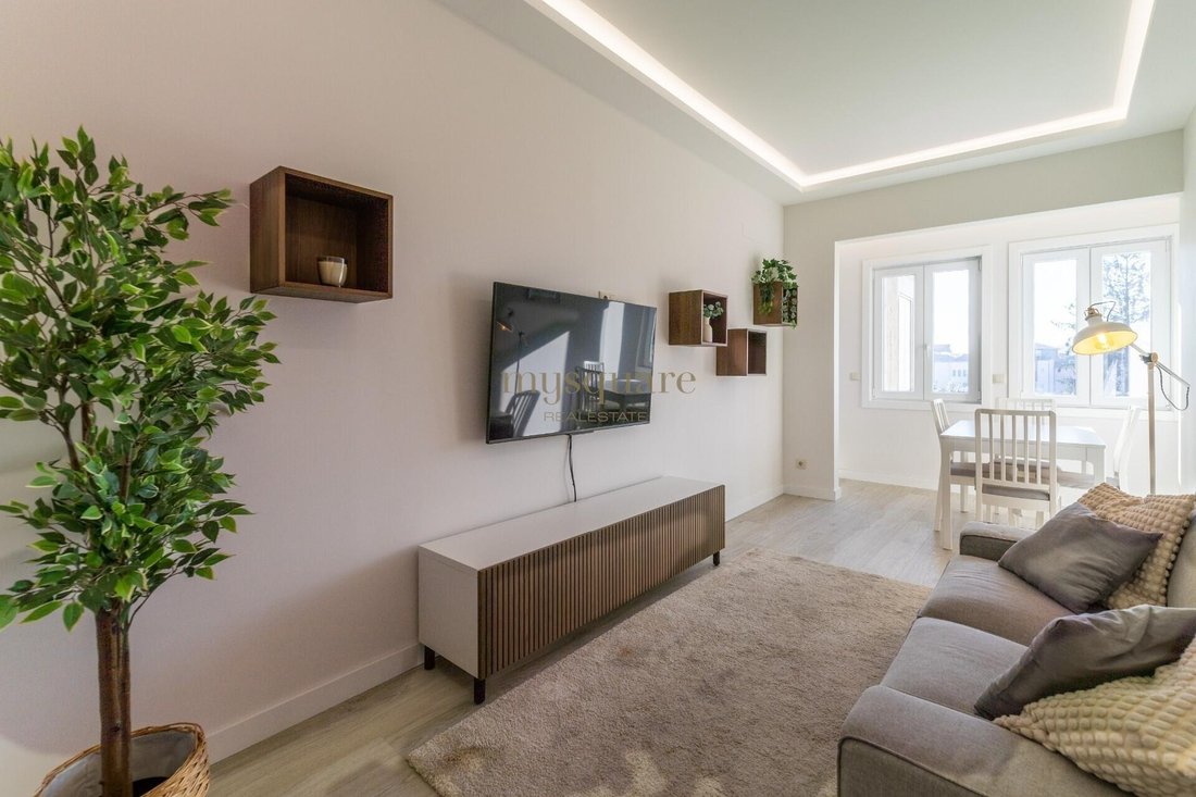 Apartment in Cedofeita, Santo Ildefonso, Se, Miragaia, Sao Nicolau e Vitoria, Porto District, Portugal 2 - 15098390