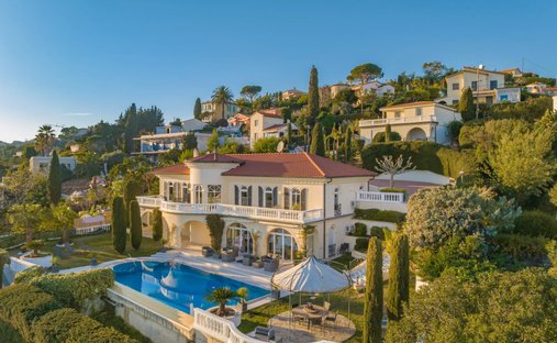 Villa in Le Centre Ville, Mandelieu-la-Napoule, France 1