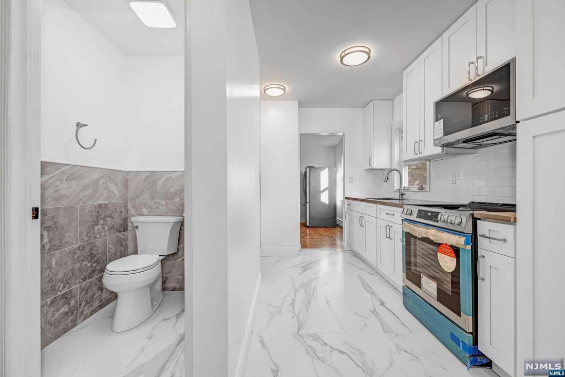 House in Glen Rock, New Jersey, United States 4 - 14950629