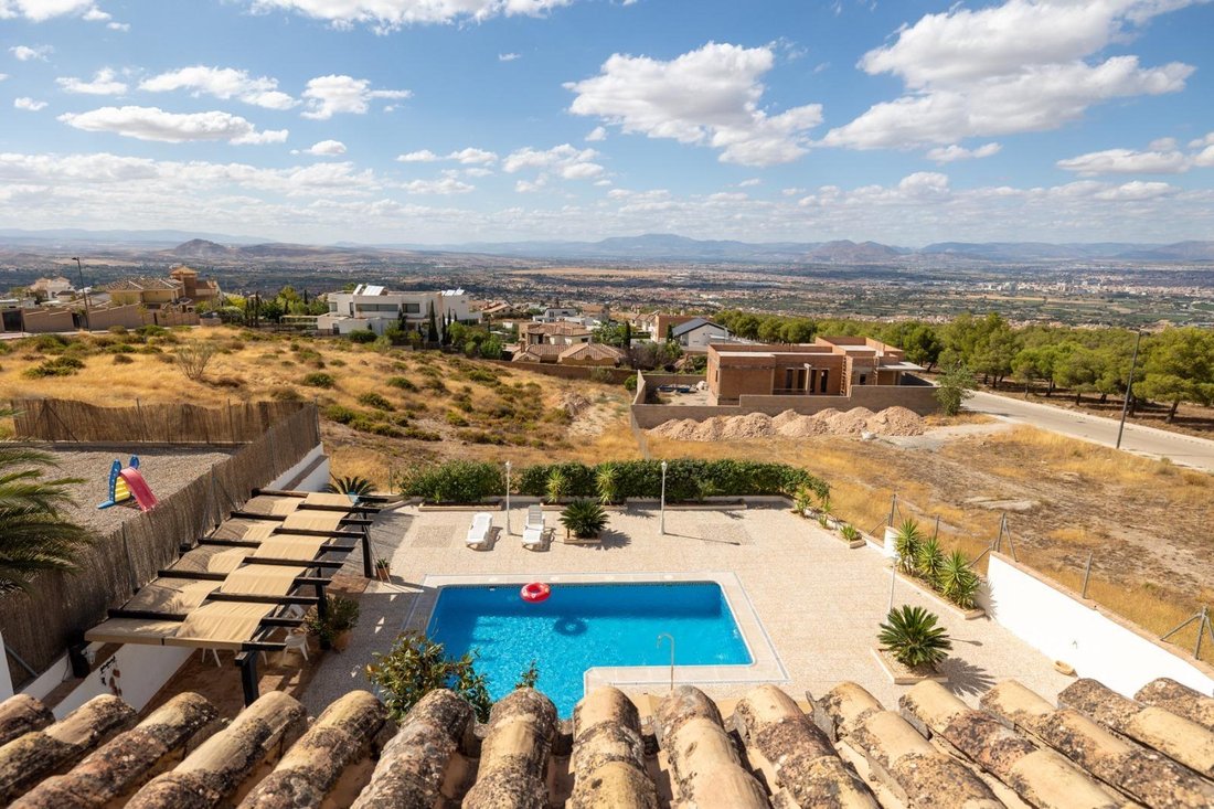 Villa in La Zubia, Andalusia, Spain 3 - 15107121