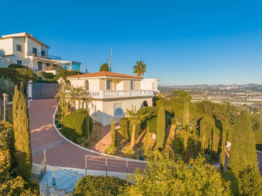 Villa in Le Centre Ville, Mandelieu-la-Napoule, France 5 - 14750883
