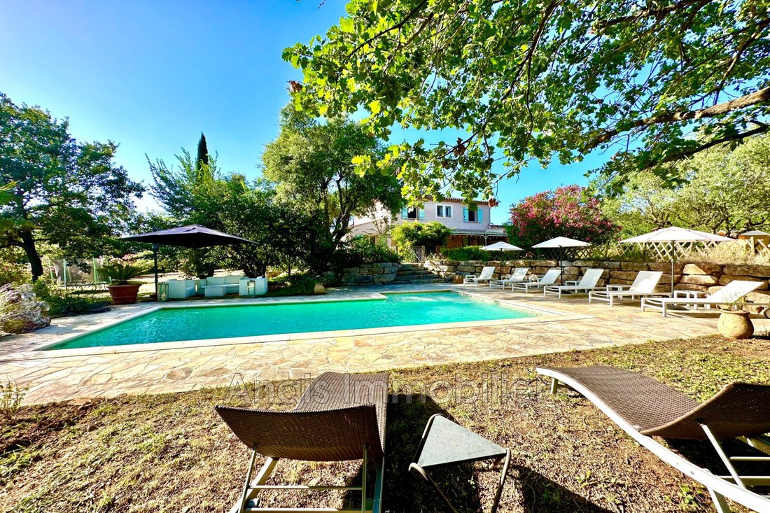 Villa in Gassin, Provence-Alpes-Côte d'Azur, France 1 - 15098965