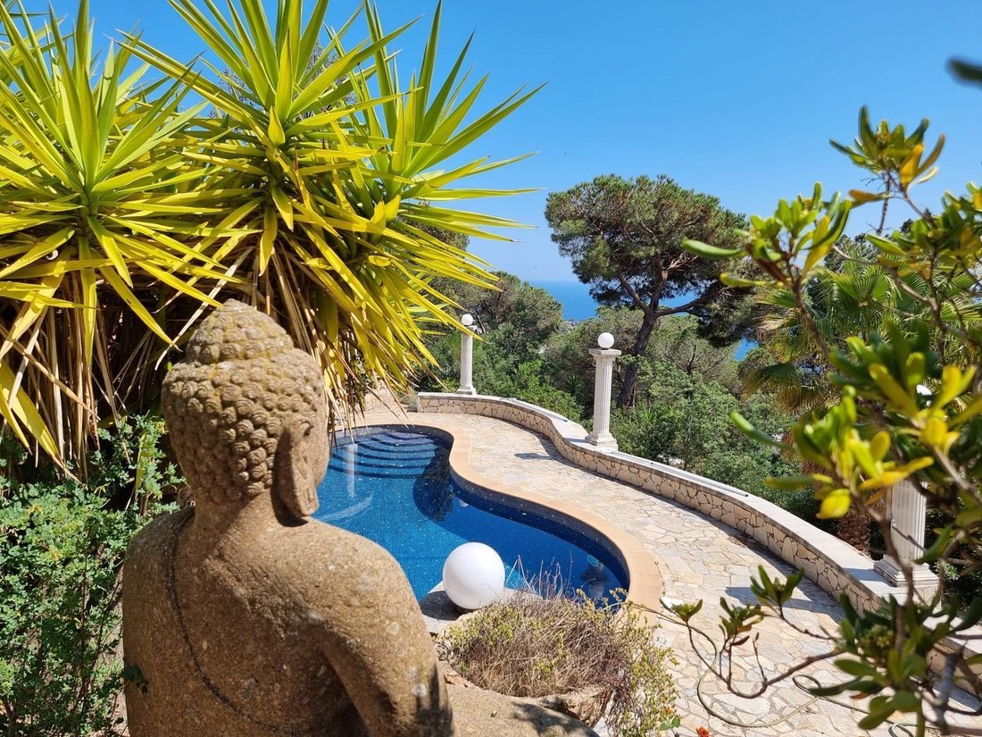Villa in Lloret de Mar, Catalonia, Spain 5 - 15101376