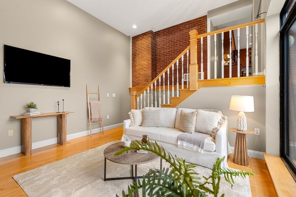 A closer look at Oversized Penthouse Units