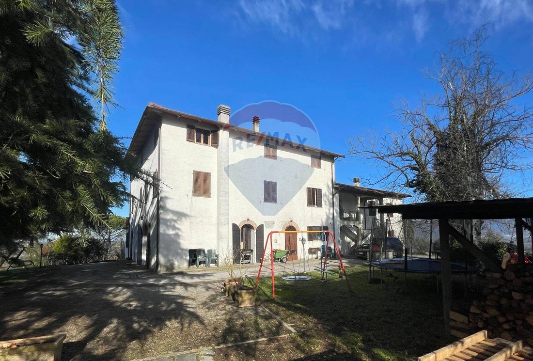 Farm Ranch in San Giovanni Valdarno, Tuscany, Italy 1 - 15096671