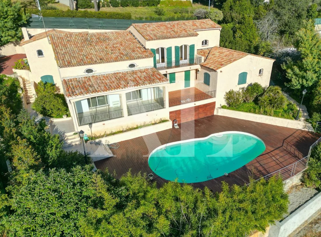 Villa in Riquebonne-Ferratone-Pizou, Vallauris, France 1 - 15098710