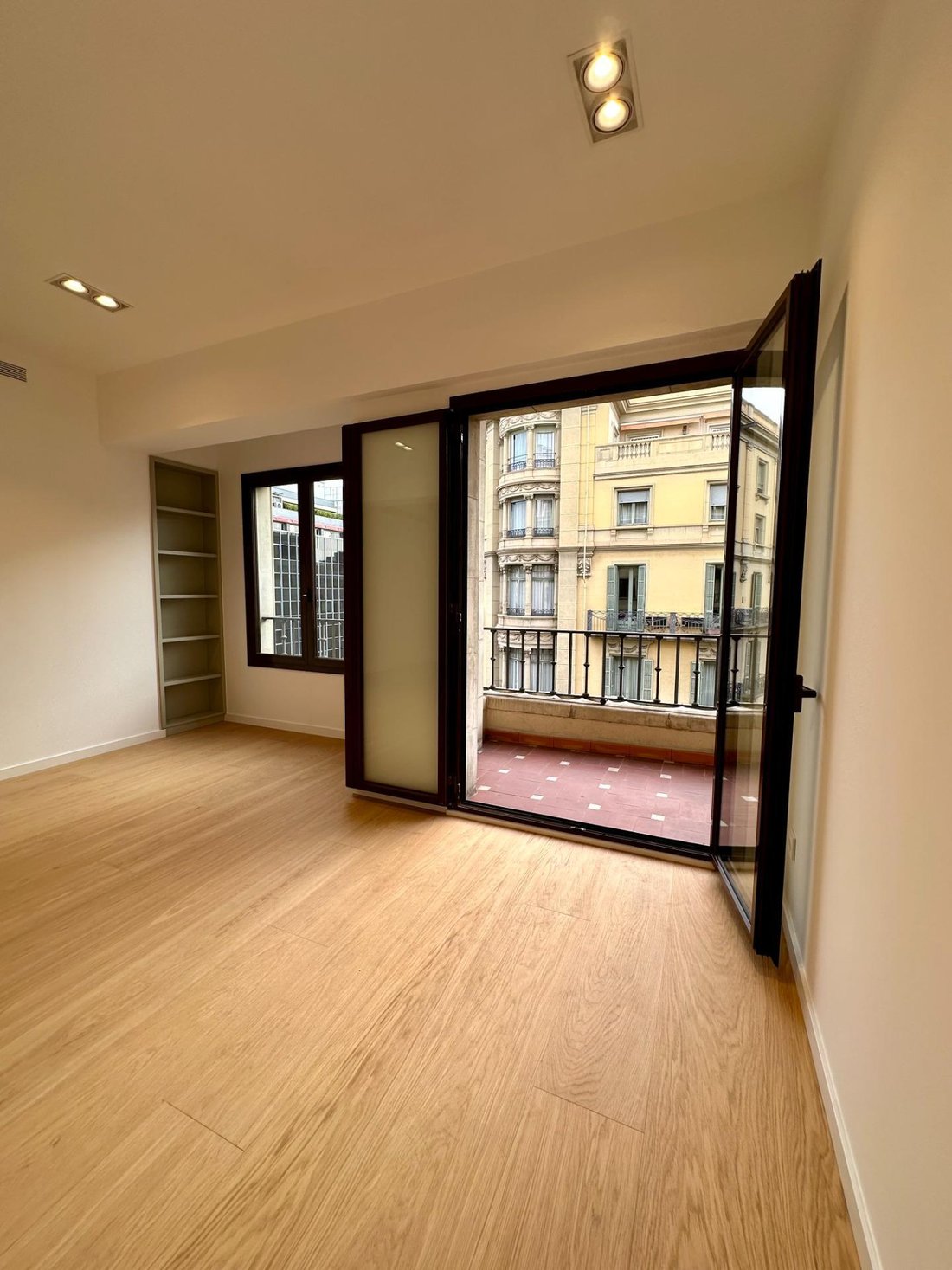 Apartment in Eixample, Barcelona, Spain 1 - 15099885