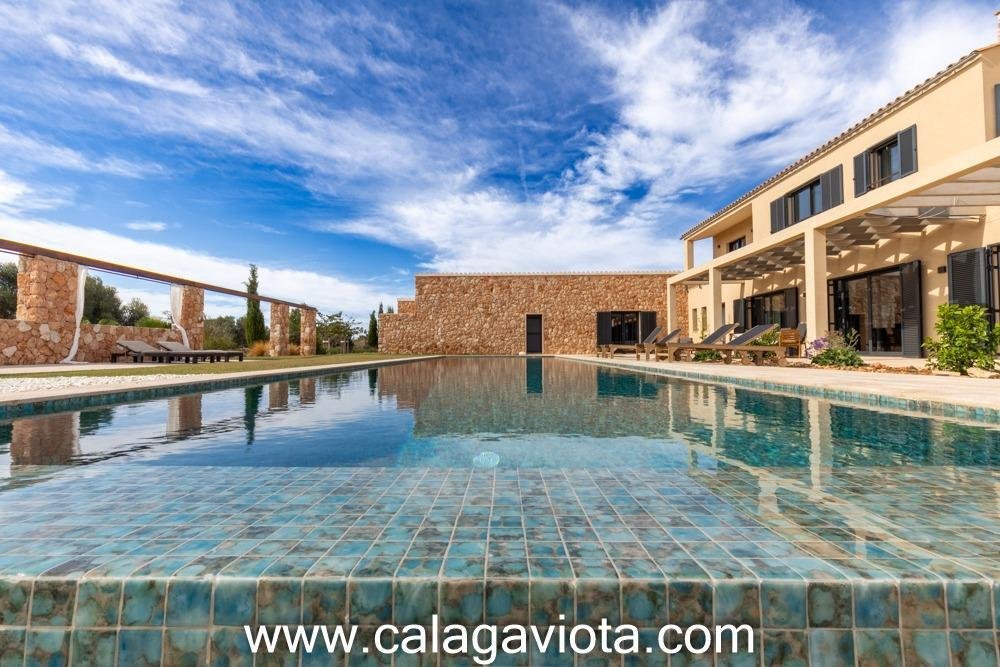 Villa in ses Salines, Balearic Islands, Spain 1 - 15100443
