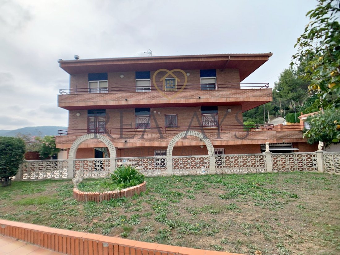 Villa in Vallirana, Catalonia, Spain 1 - 15099990