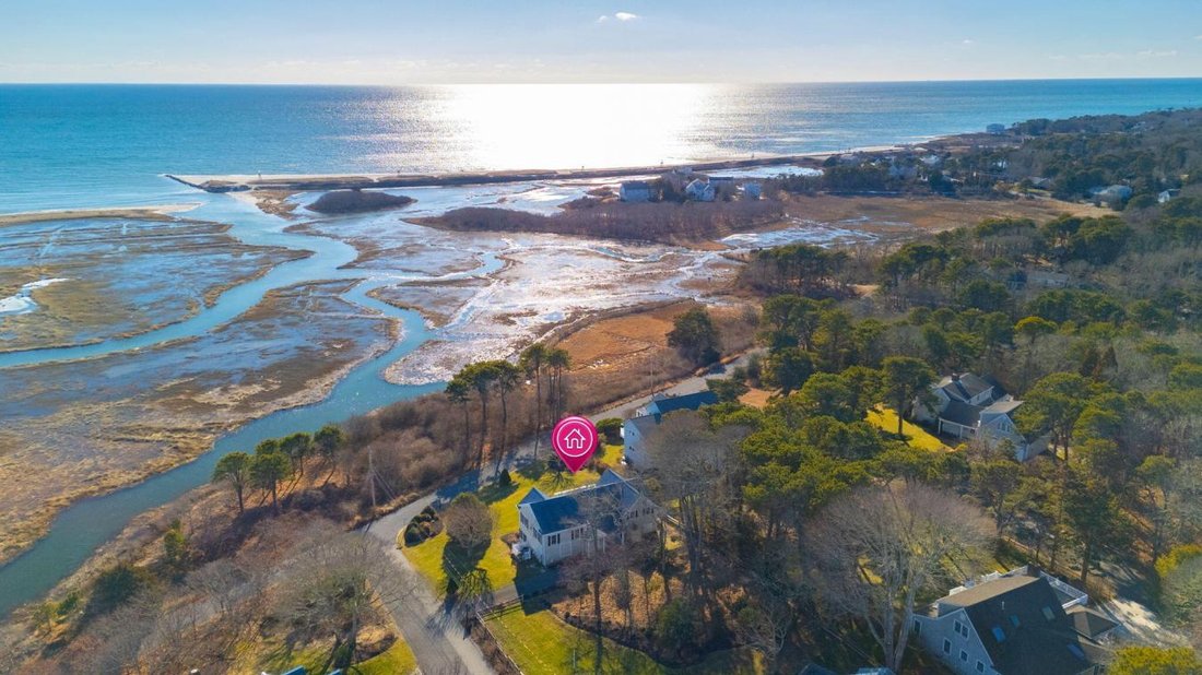 House in Harwich, Massachusetts, United States 1 - 15101053
