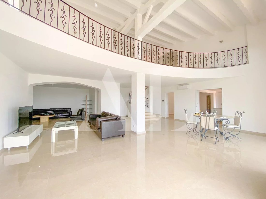 Villa in Riquebonne-Ferratone-Pizou, Vallauris, France 3 - 15098710