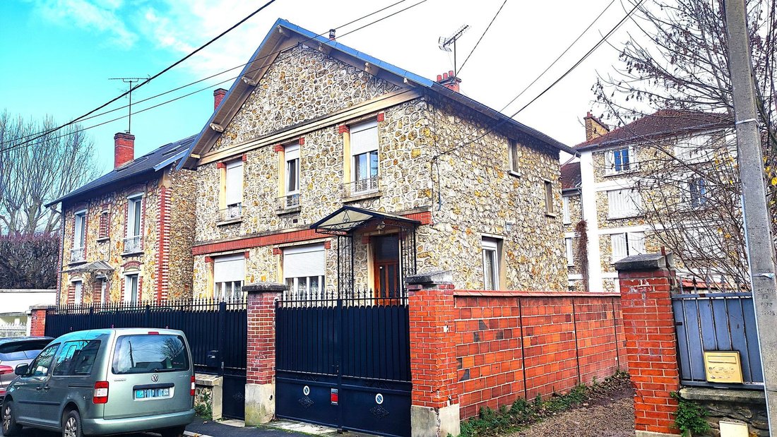 House in Vert Galant, Saint-Ouen-l'Aumone, France 1 - 15104001