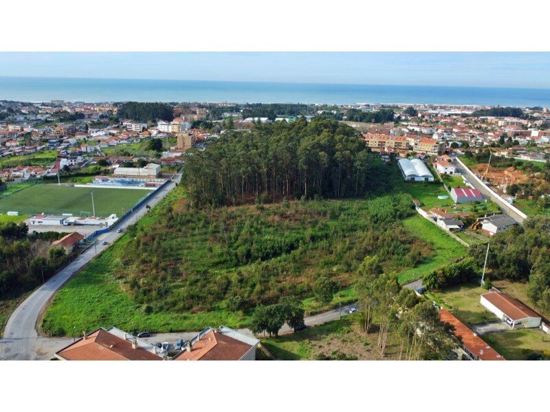 Land for sale in Vila Nova de Gaia, Portugal — €1,850,000