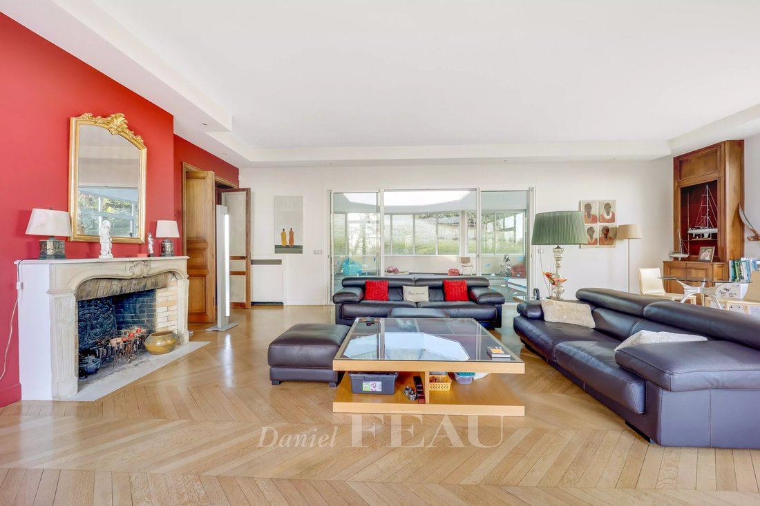 House in Le Port-Marly, Ile-de-France, France 3 - 15105823