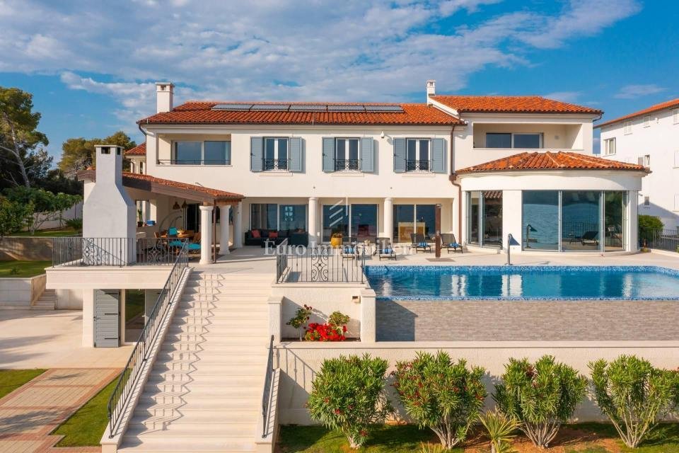 House in Gradska cetvrt Varos, Sibenik, Sibenik-Knin County 2 - 15103265