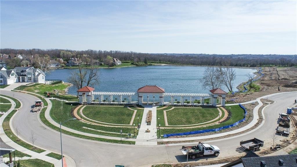 House in Lee's Summit, Missouri, United States 4 - 15096458