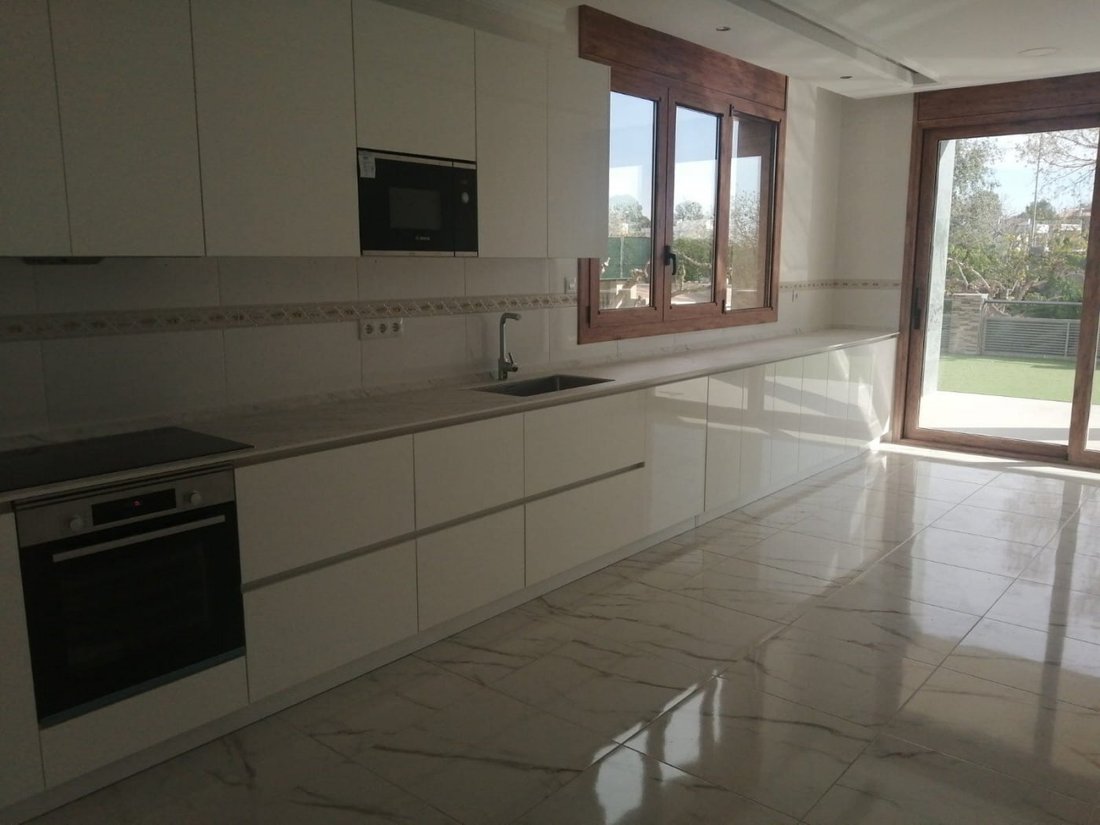 Villa in Cambrils, Catalonia, Spain 4 - 15099760