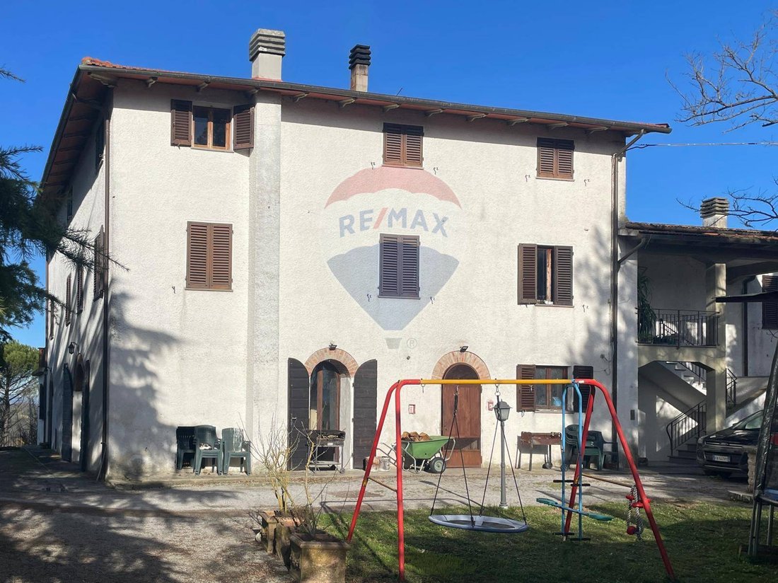 Farm Ranch in San Giovanni Valdarno, Tuscany, Italy 5 - 15096671