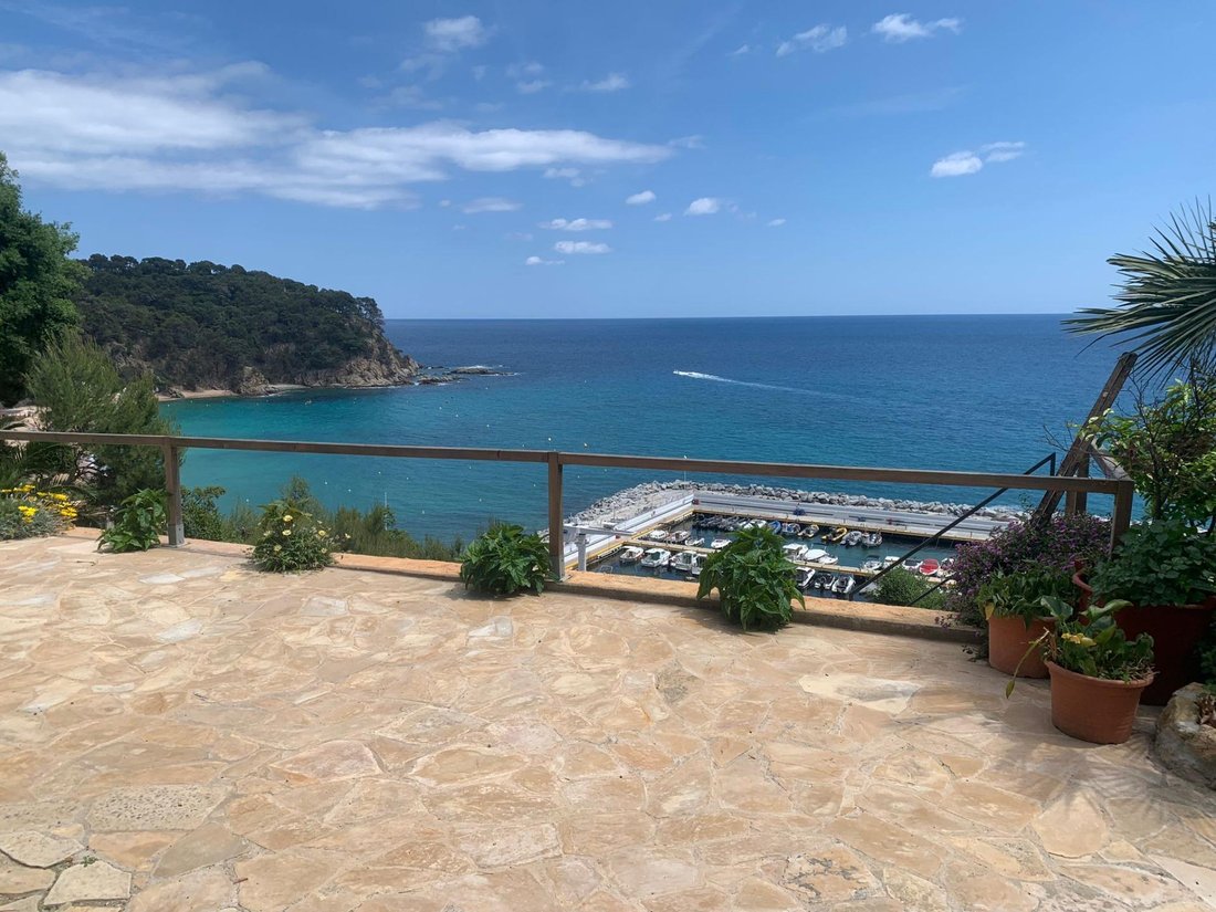Villa in Lloret de Mar, Catalonia, Spain 2 - 15101844