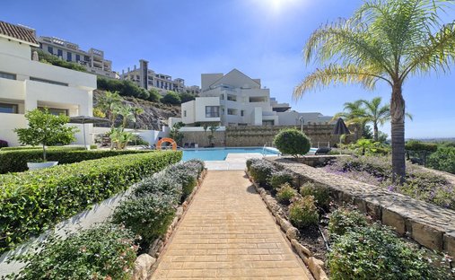 Attico a Cancelada, Estepona, Andalusia 1