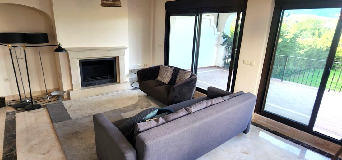 Villa in Estepona, Andalusia, Spain 4 - 11877093