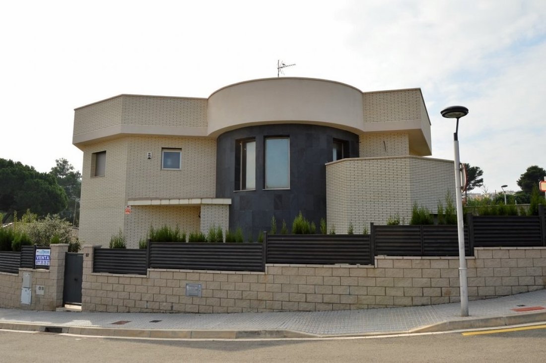 Villa in Salou, Catalonia, Spain 2 - 15099657
