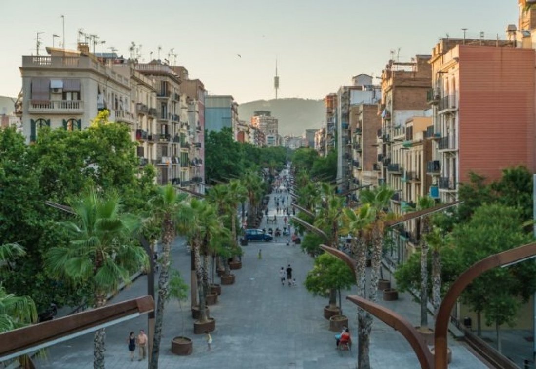 Les Corts, Barcelona, Spain 1 - 15099758