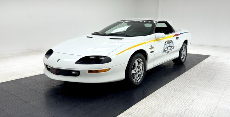Cabriolet in Morgantown, United States 1 - 13482733