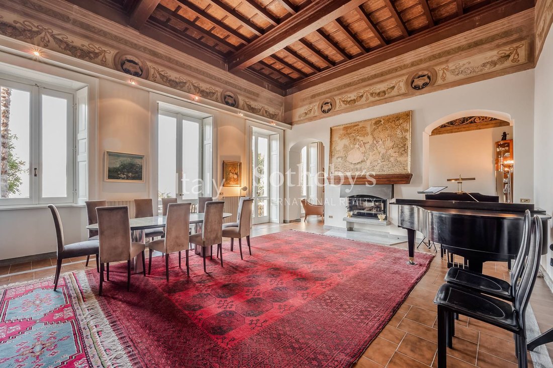 House in Besozzo, Lombardy, Italy 2 - 15111622