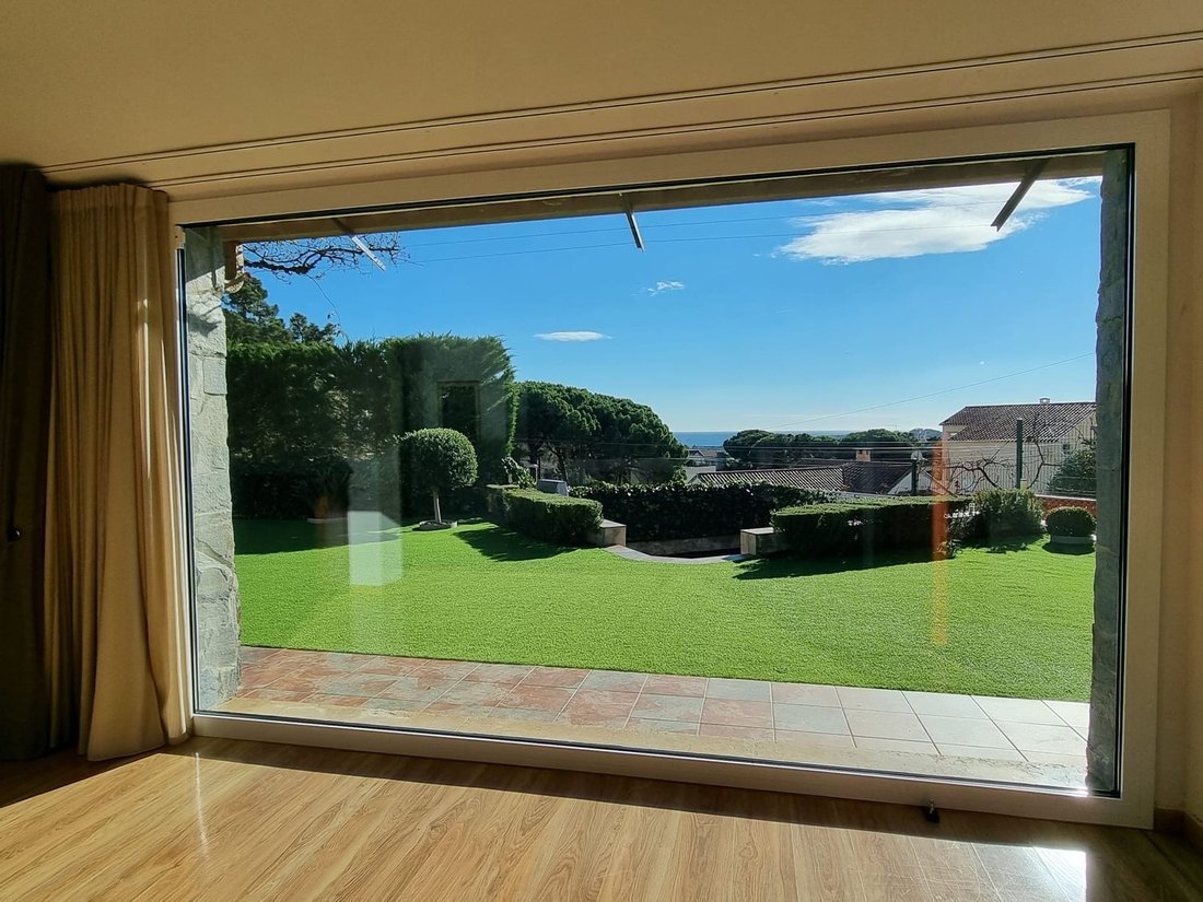 Villa in Lloret de Mar, Catalonia, Spain 2 - 15101240