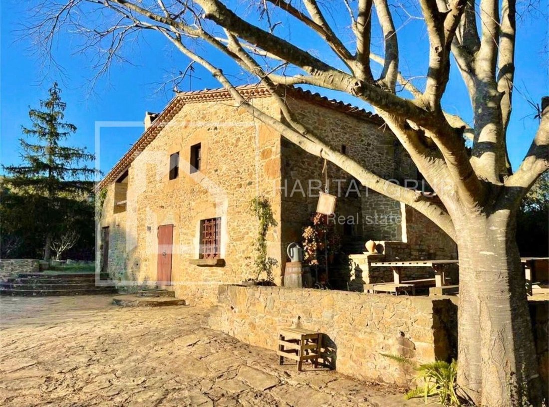 Chalet in Canet d'Adri, Catalonia, Spain 2 - 15112643
