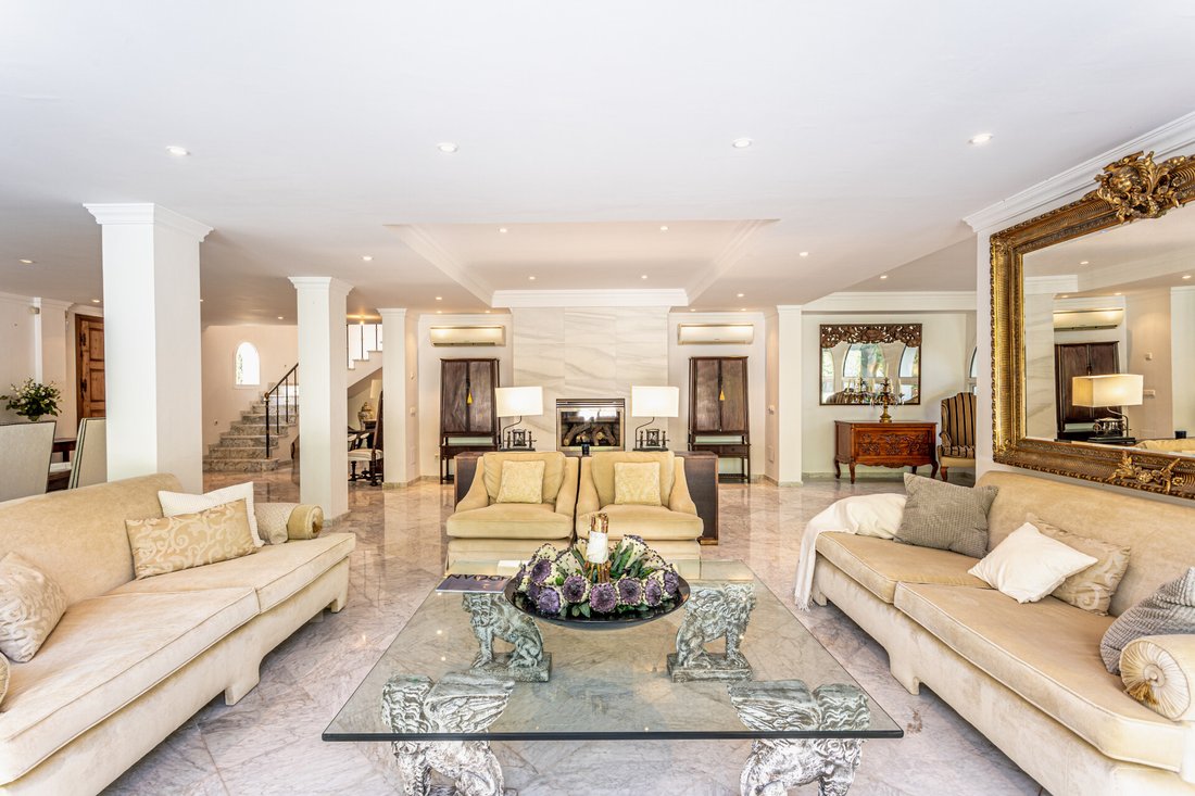 Villa in Marbella, Andalusia, Spain 3 - 15101181