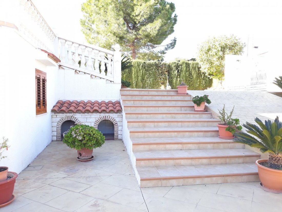 Villa in Chiva, Valencian Community, Spain 1 - 15106543