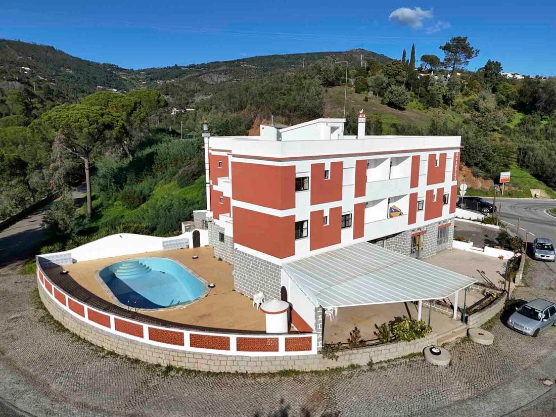 Estate in Monchique, Algarve, Portugal 2 - 15096651