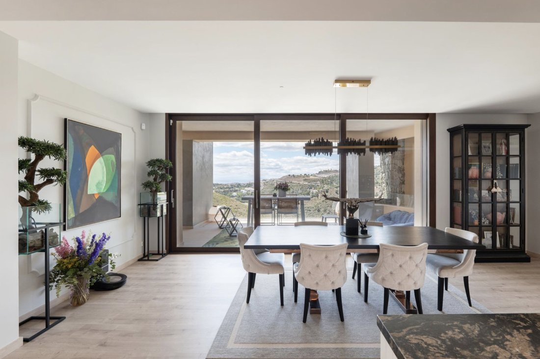Penthouse in Benahavis, Andalusia, Spain 5 - 15096178
