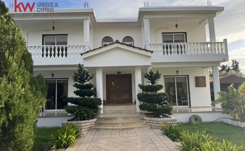 Villa in Mazotos, Larnaca, Cyprus 1
