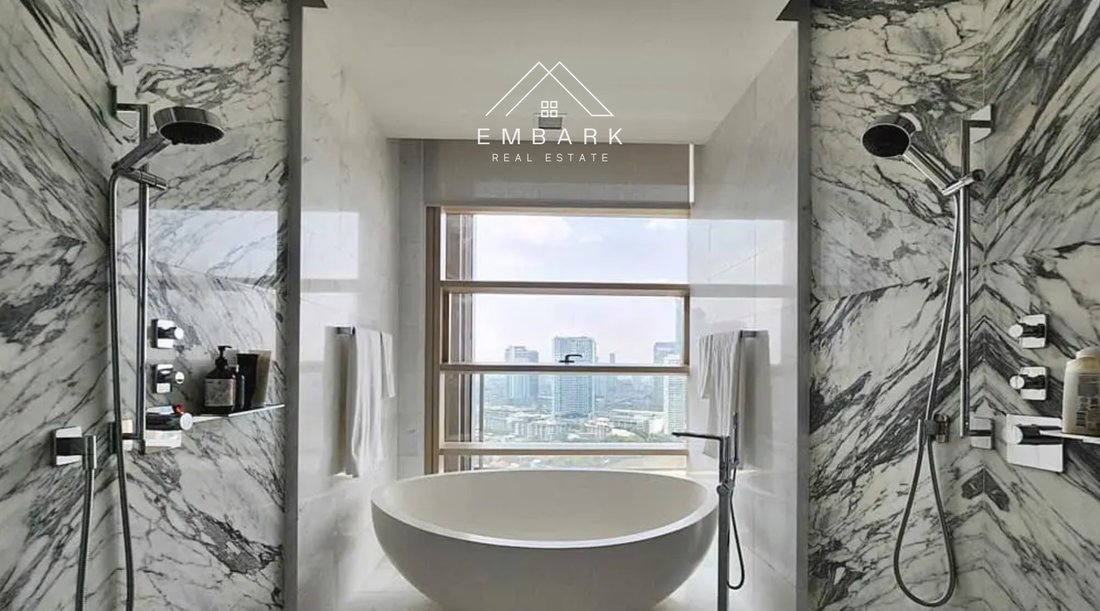 Riverfront Penthouse Apartments photo