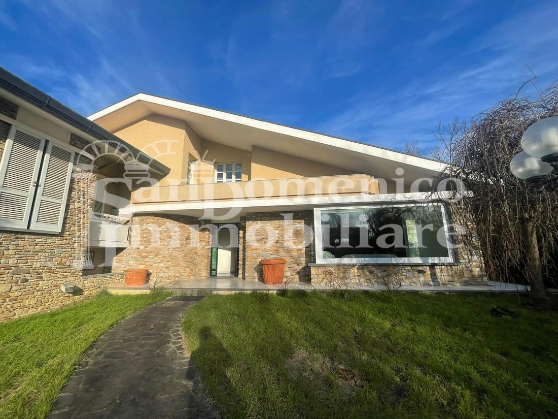 Villa in Casciana Terme Lari, Tuscany, Italy 1 - 14768834