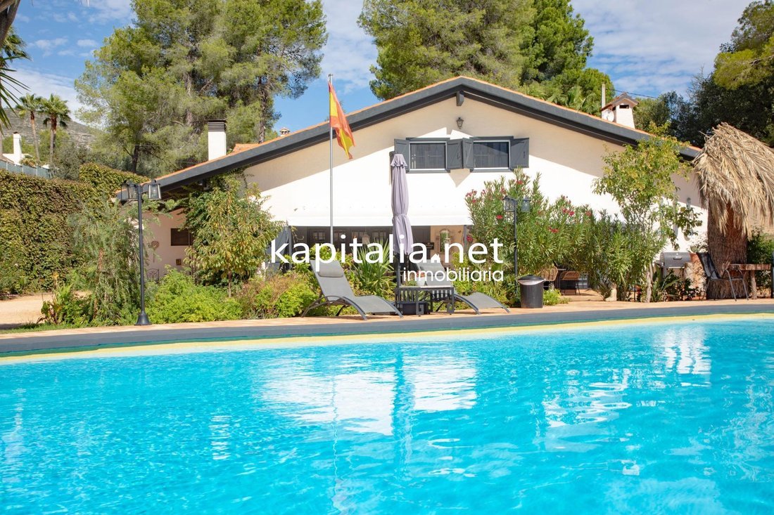 Villa in Ontinyent, Valencian Community, Spain 1 - 15109012